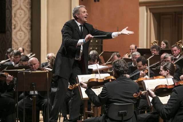 Alexander Liebreich uvádí Brucknera, 29. dubna 2019